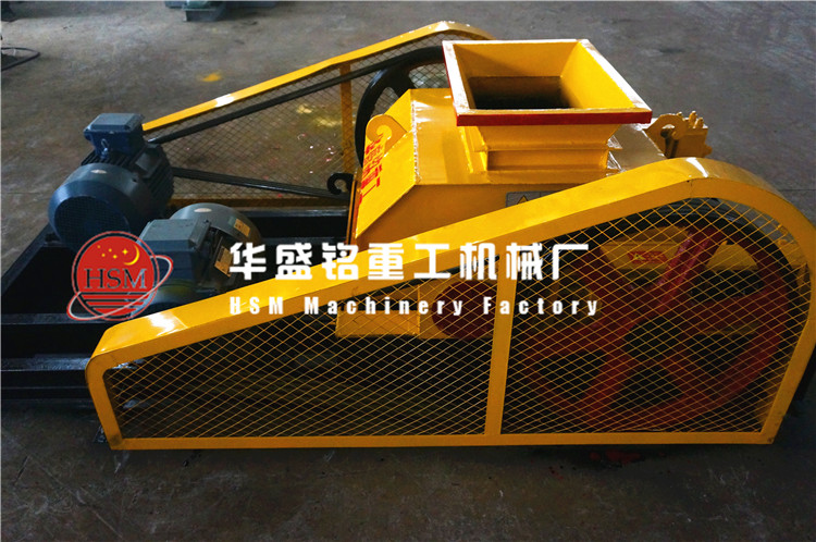 對輥破碎機發貨圖